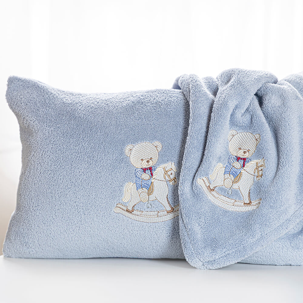Almofada de microfibra Urso bordada - Imagem 2