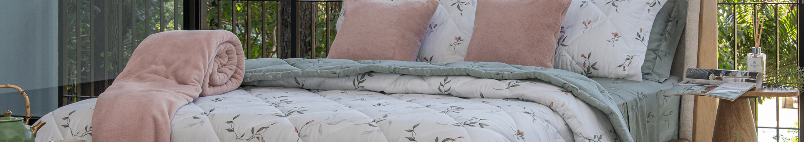Almofadas decorativs são perfeitas para finalizar a composição e sua cama, tmos disponiveis capas para almofada e almofadas de tricô.